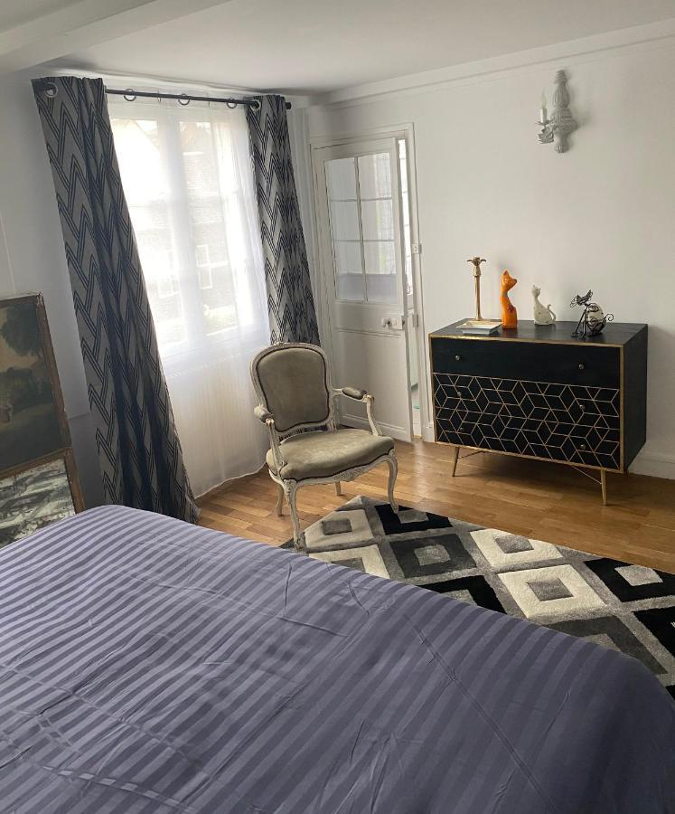 Chambre D'Hotes Du Carre Des Arts Онфлёр Экстерьер фото